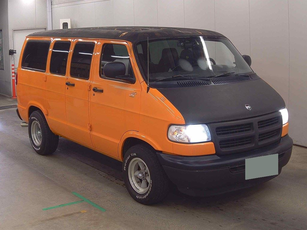 Dodge 2004 z aukcji japońskiej