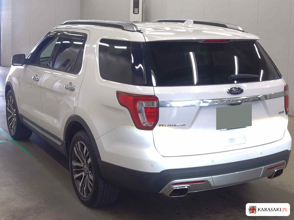 2016 Ford Explorer 5D 4WD Titanium 2