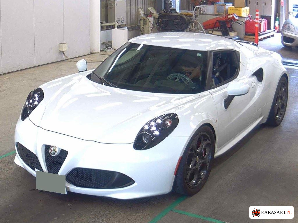 2015 Alfa Romeo 4C Base Grade 3