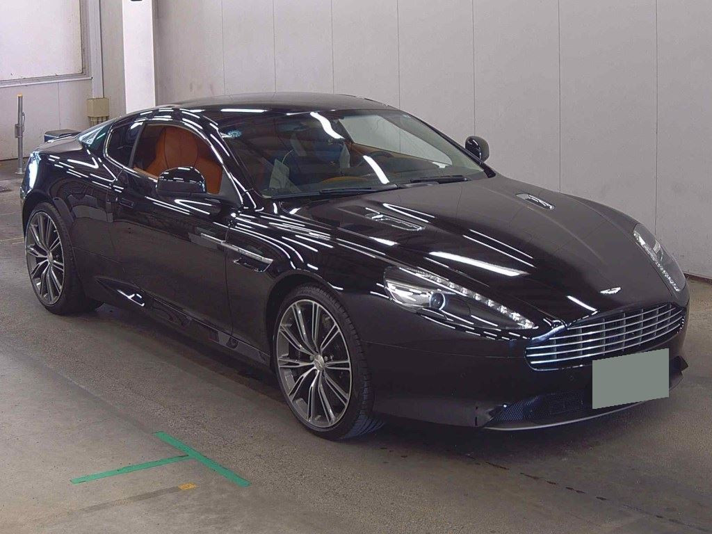Aston Martin Virage 2013 z aukcji japońskiej