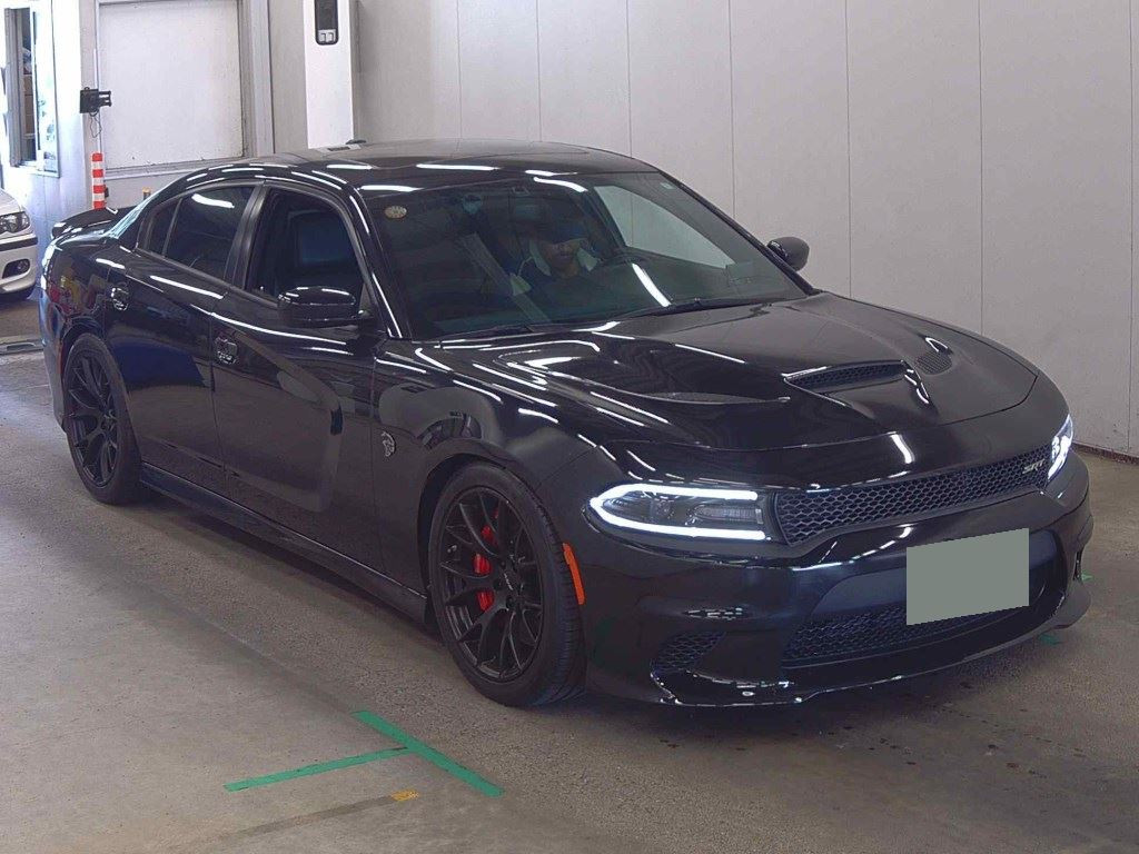 Dodge Charger 2016 z aukcji japońskiej