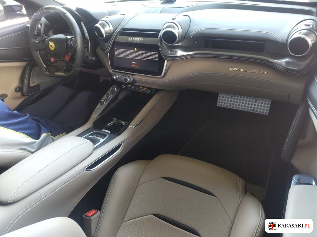 2020 Ferrari GTC4 Lusso T 5