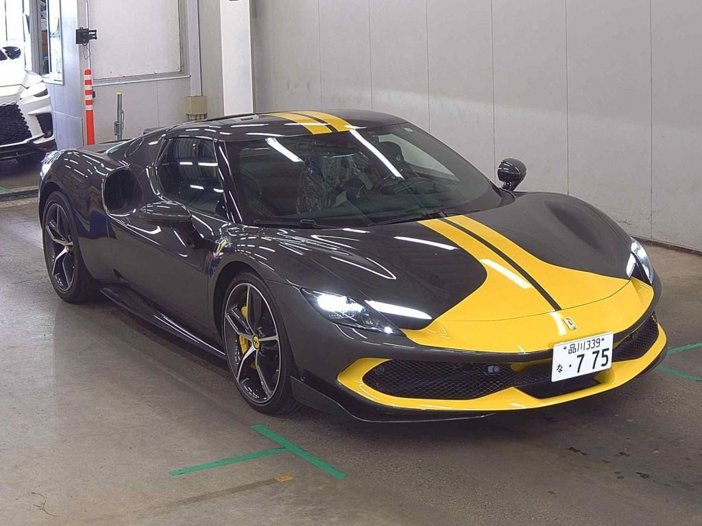 Ferrari 296GTB 2023 z aukcji japońskiej