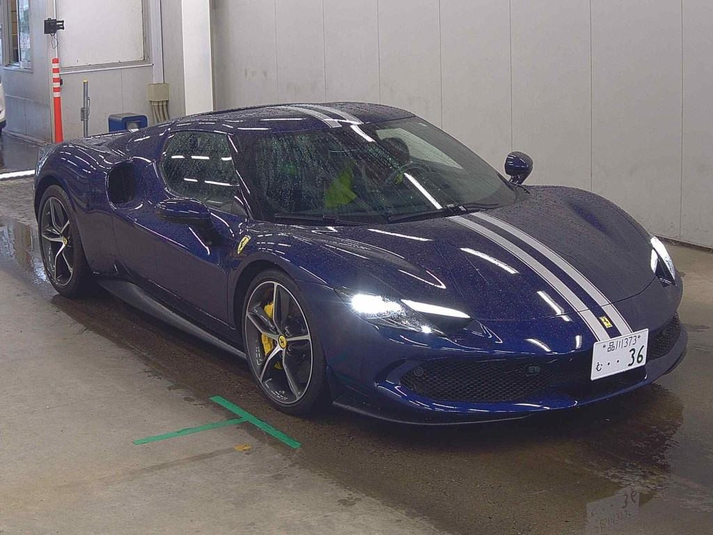 Ferrari 296GTB 2024 z aukcji japońskiej