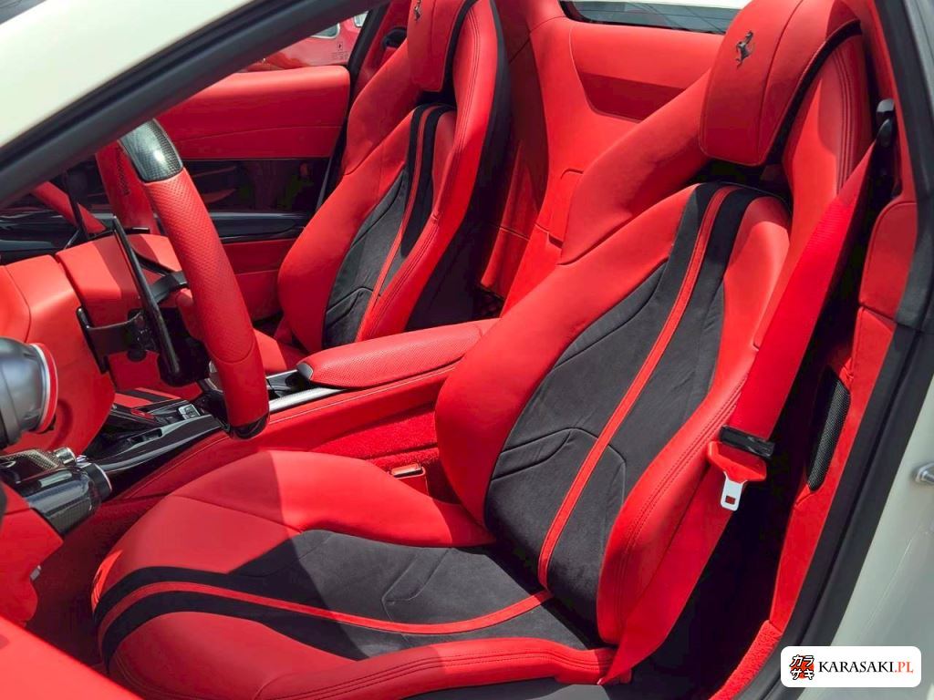 2022 Ferrari 812 GTS 14