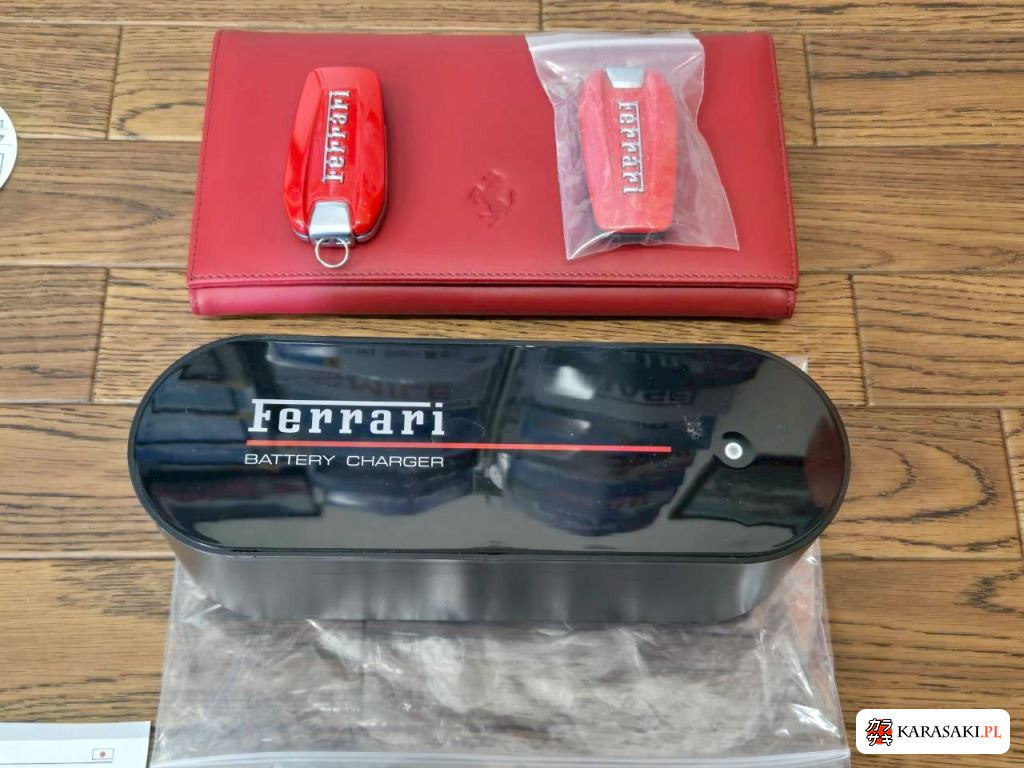 2022 Ferrari 812 GTS 8