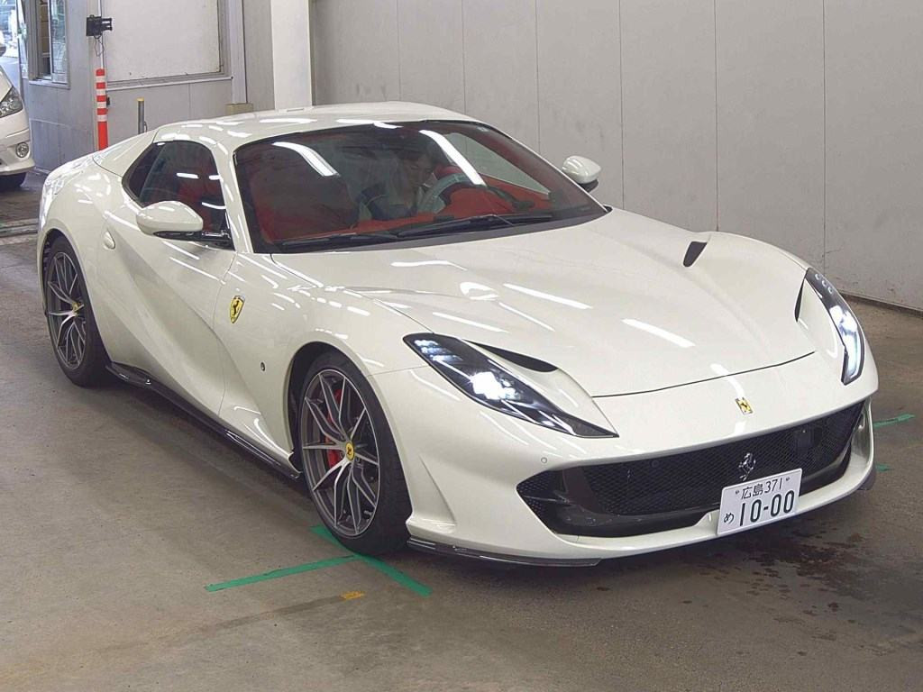 Ferrari 812 GTS 2022 z aukcji japońskiej