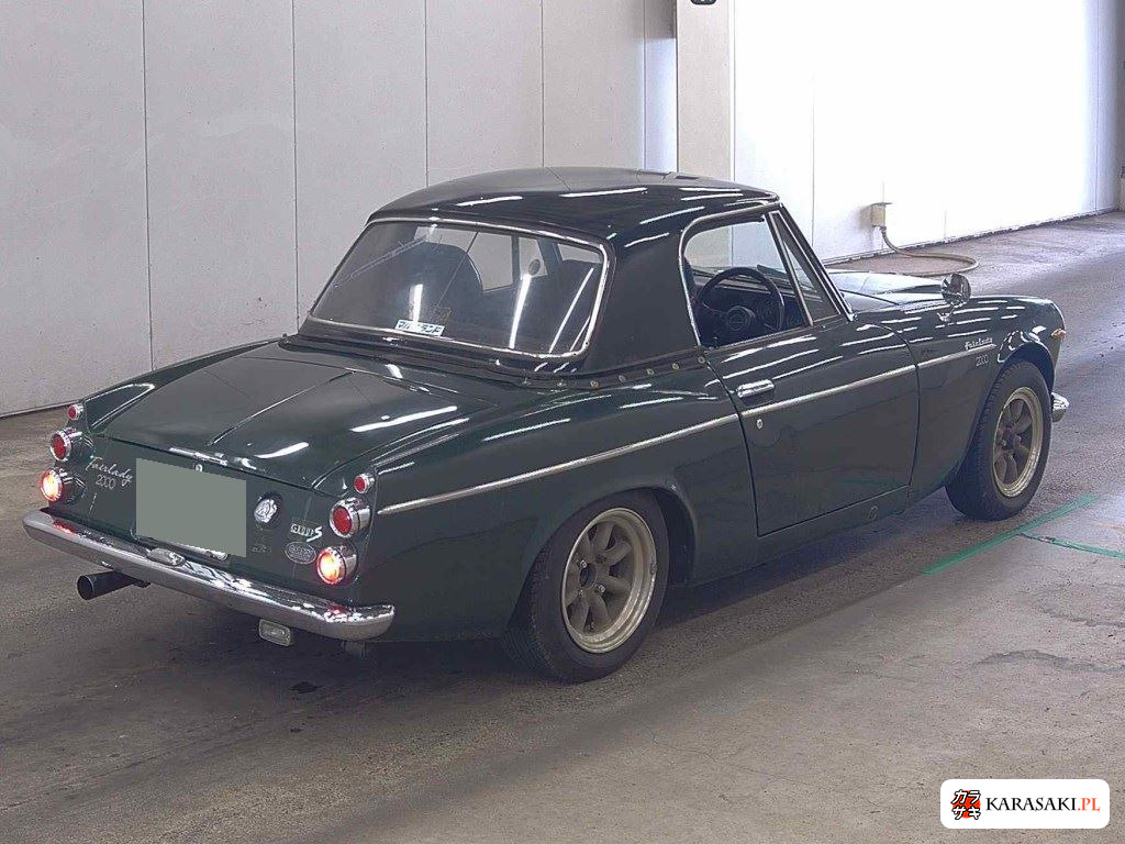 1968 Nissan Datsun Fairlady 4