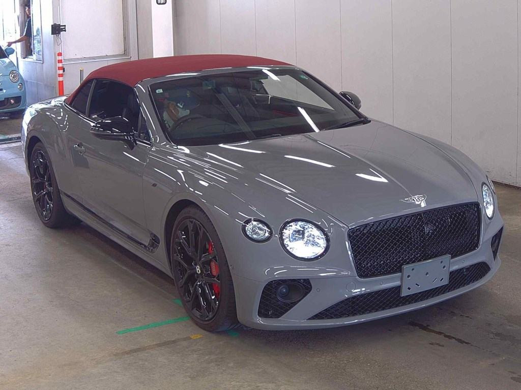 Bentley Continental 2023 z aukcji japońskiej