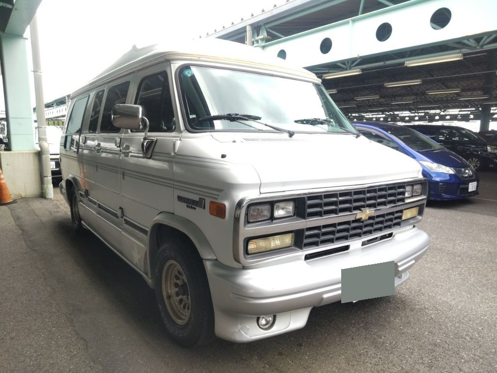 GMC Vandura 1994 z aukcji japońskiej