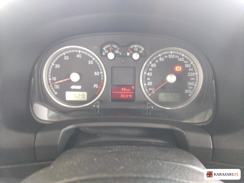 2003 Volkswagen Golf 3D 4WD R32 6