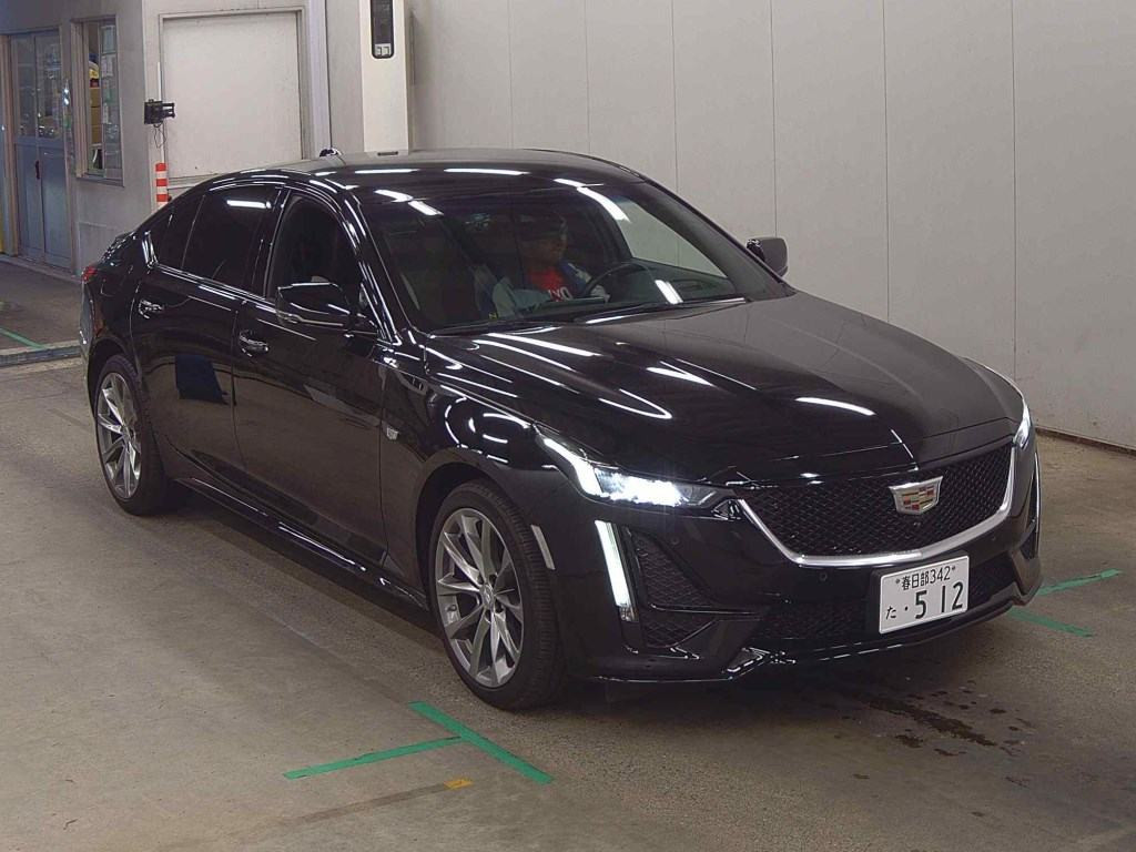 Cadillac CT5 2023 z aukcji japońskiej