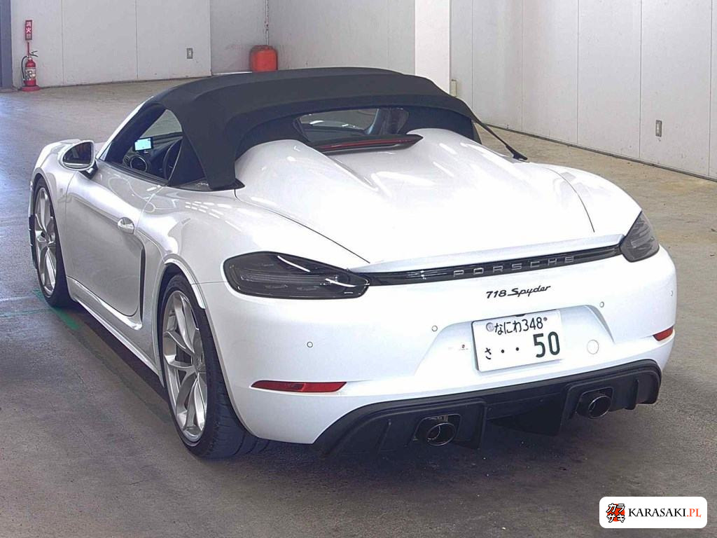 2022 Porsche 718 Spyder 2