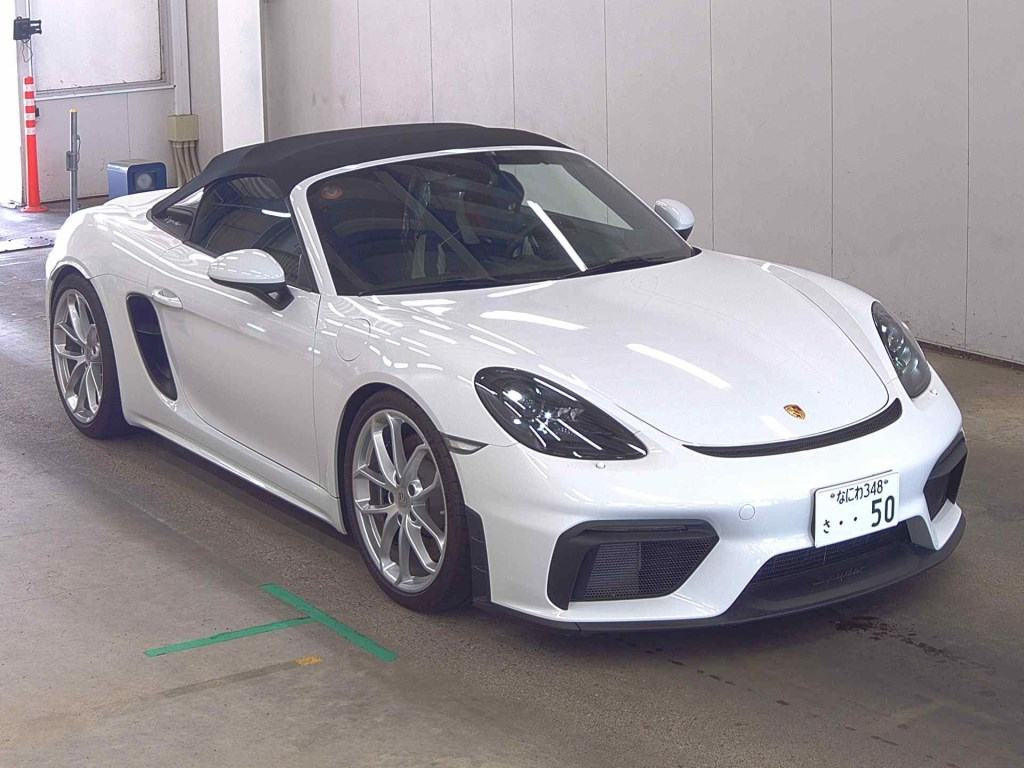 Porsche 718 Spyder 2022 z aukcji japońskiej