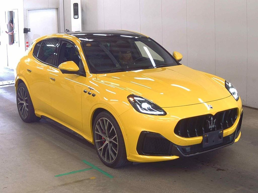 Maserati Grecale 2023 z aukcji japońskiej