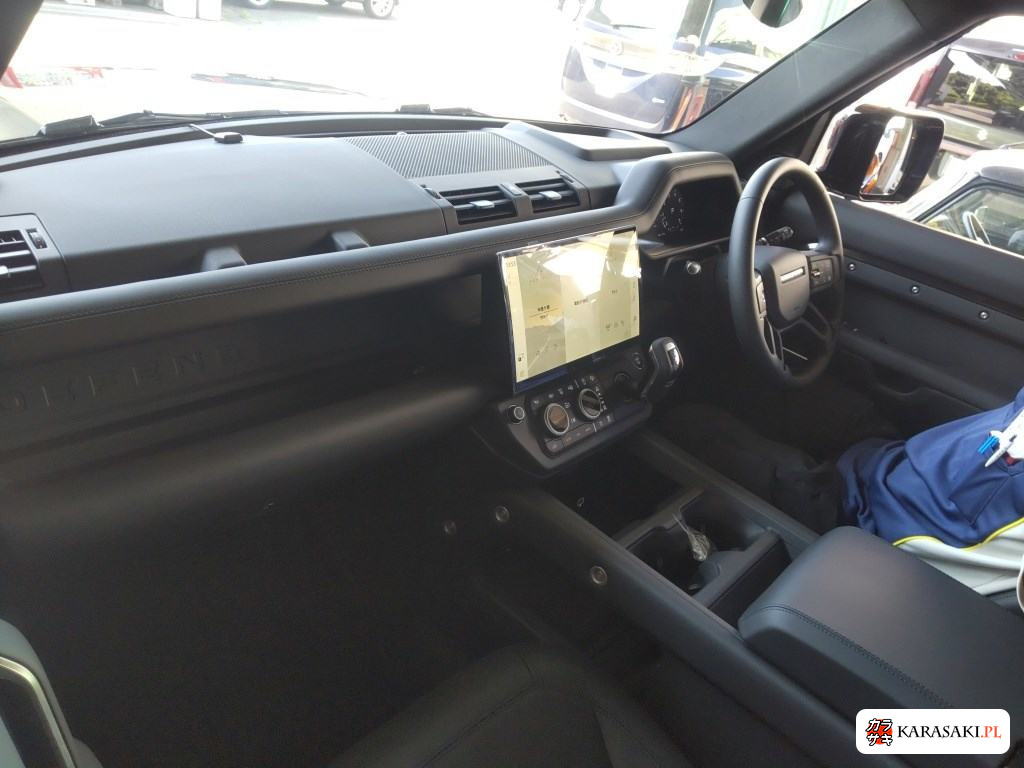 2026 Land Rover Defender 5D 4WD 5