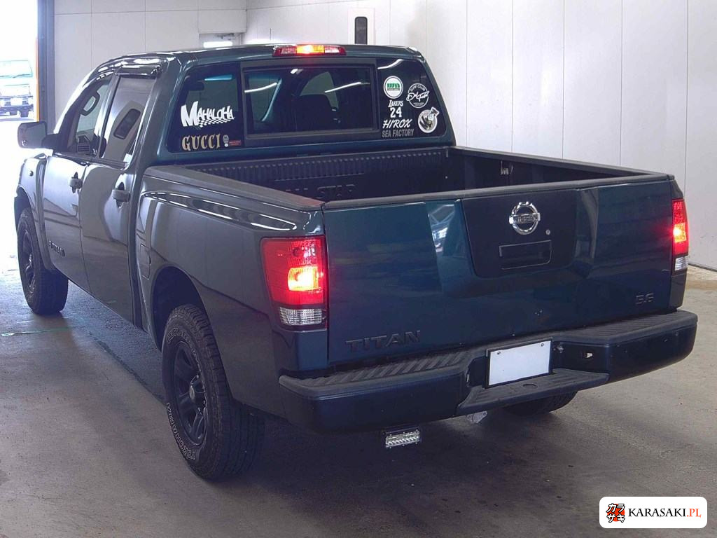 2010 America Nissan Titan 2