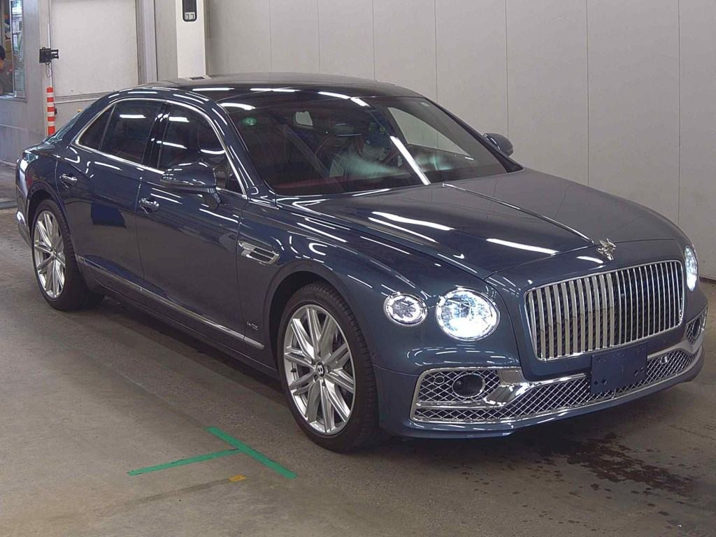Bentley Flying Spur 2021 z aukcji japońskiej