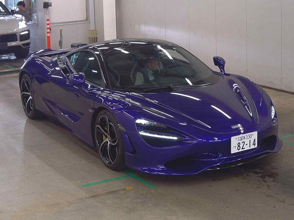 McLaren 750S 2024 z aukcji japońskiej