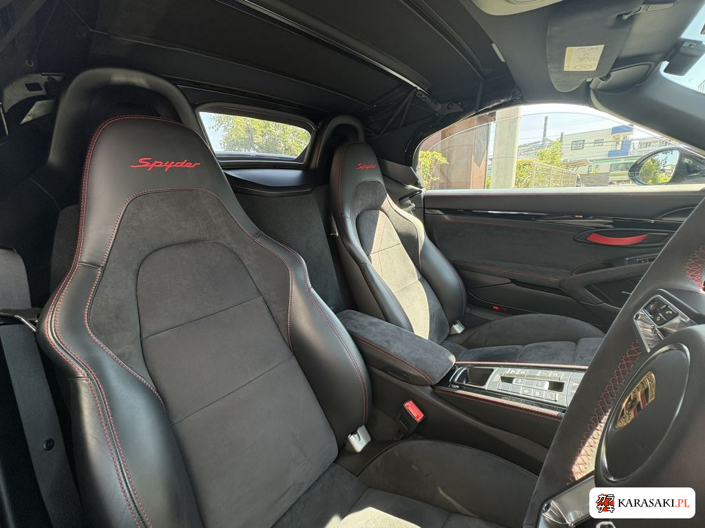 2021 Porsche 718 Spyder 15