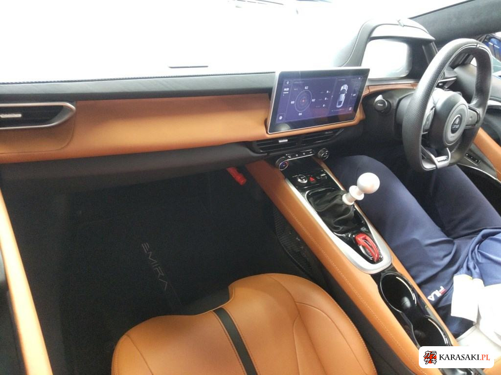 2024 Lotus Emira 5