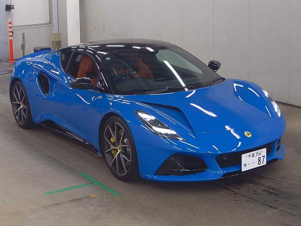 Lotus Emira 2024 z aukcji japońskiej
