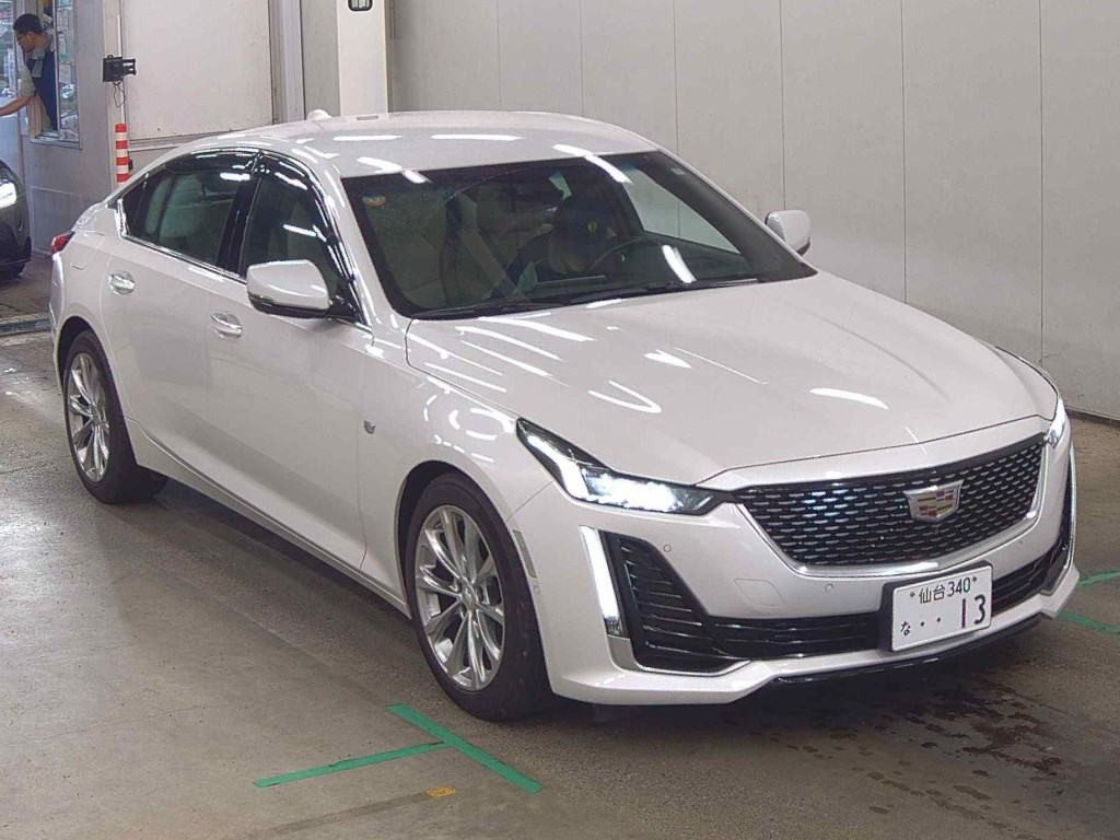 Cadillac CT5 2022 z aukcji japońskiej