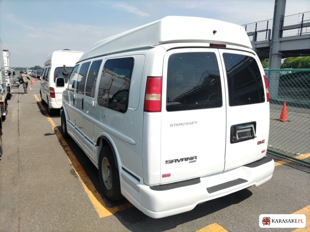 2005 GMC Savana 5D 4WD 2