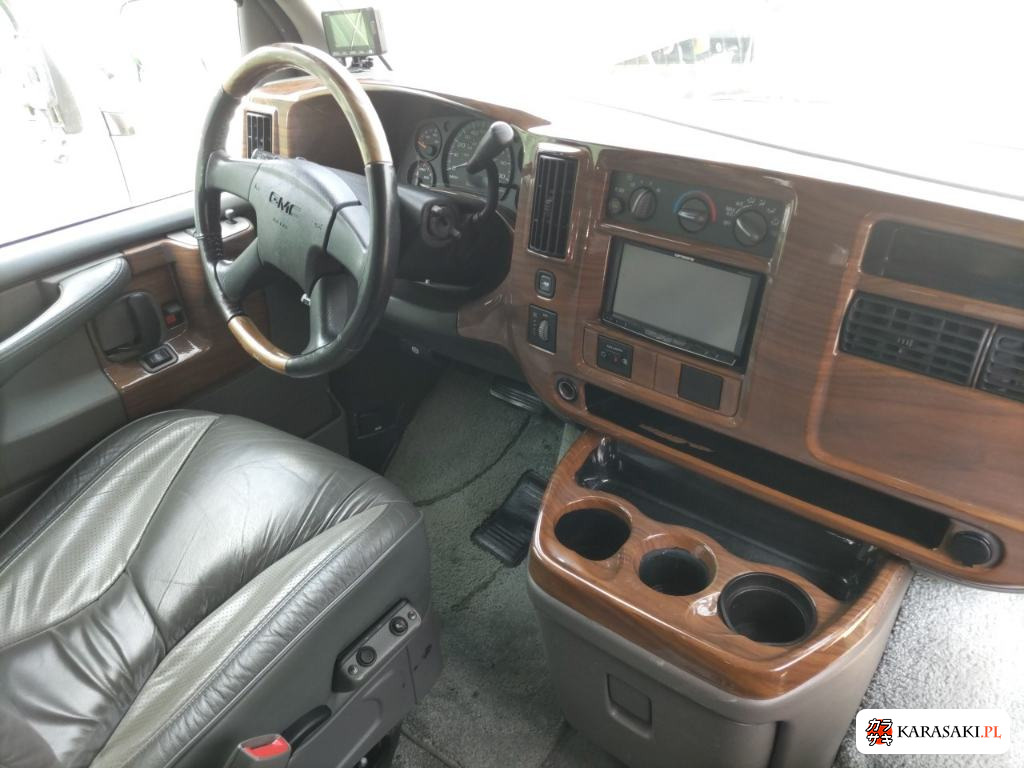 2005 GMC Savana 5D 4WD 5