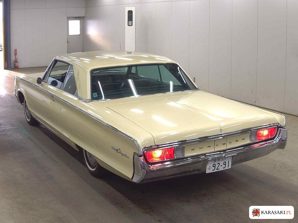 2004 Chrysler Newport 2