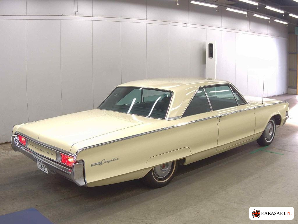 2004 Chrysler Newport 4