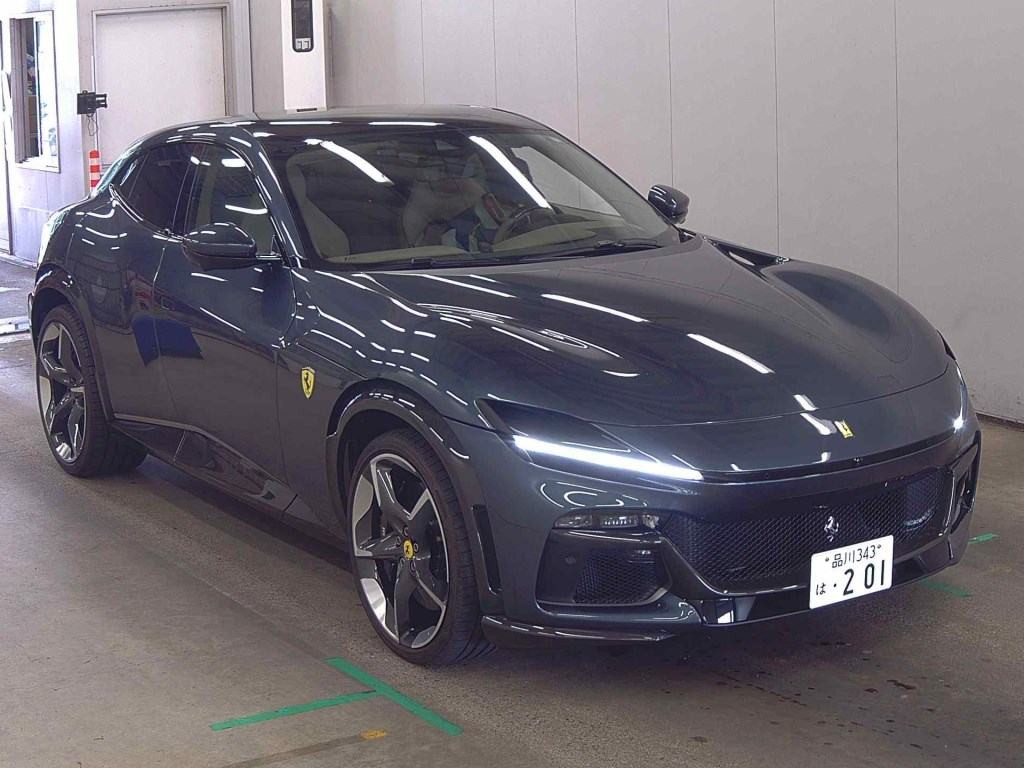 Ferrari Purosangue 2024 z aukcji japońskiej