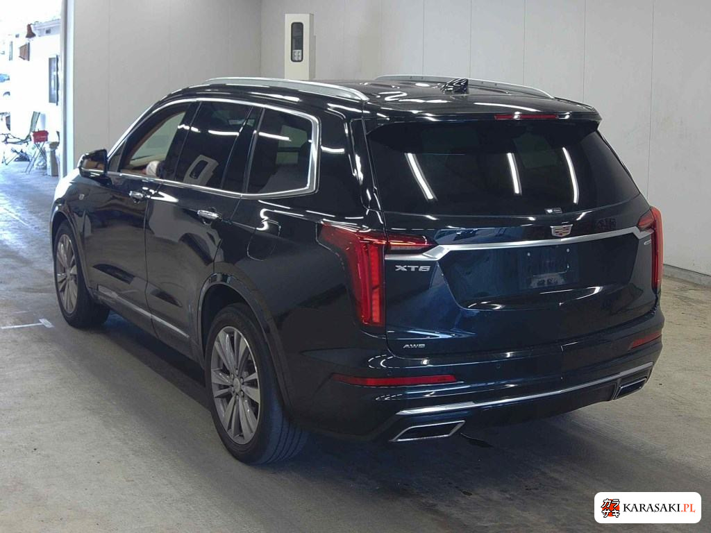 2020 Cadillac XT6 4WD Platinum 2