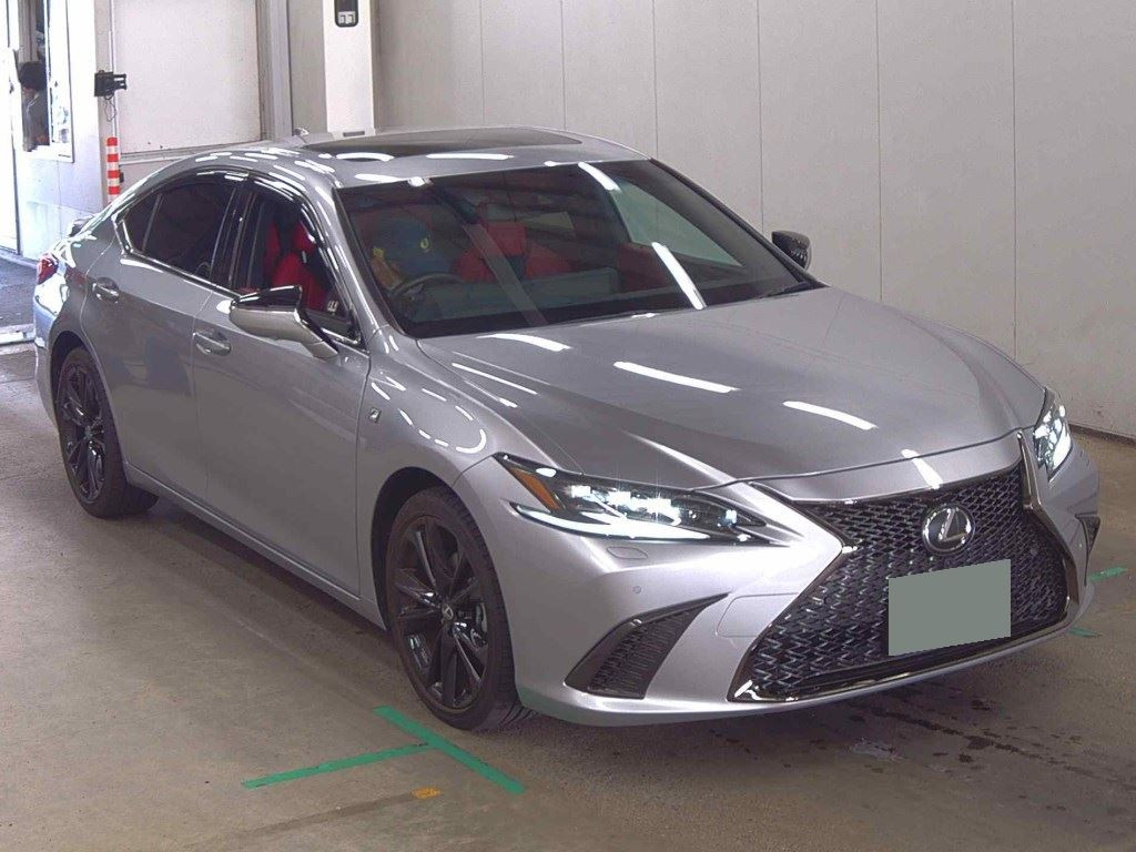 Lexus Es 2025 з японського аукціону