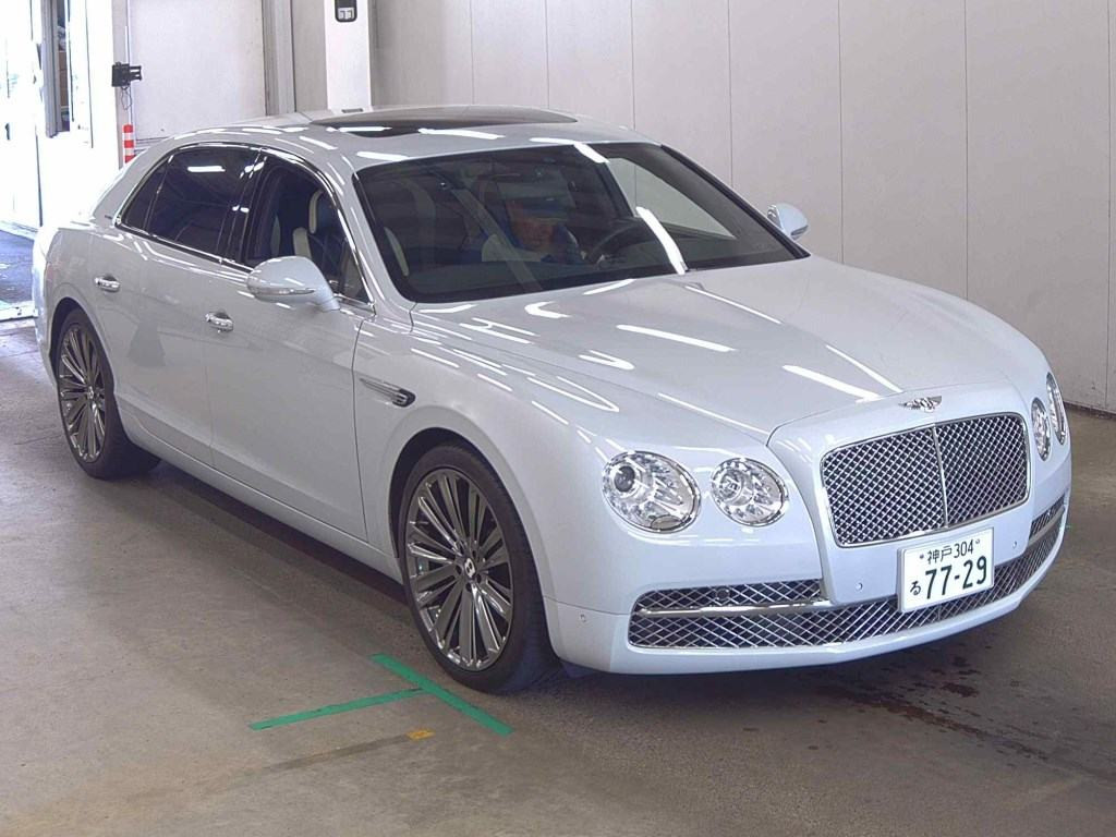 Bentley Flying Spur 2016 z aukcji japońskiej