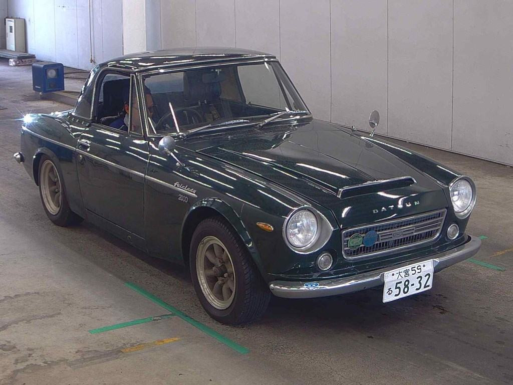 Nissan Datsun Fairlady 1968 z aukcji japońskiej