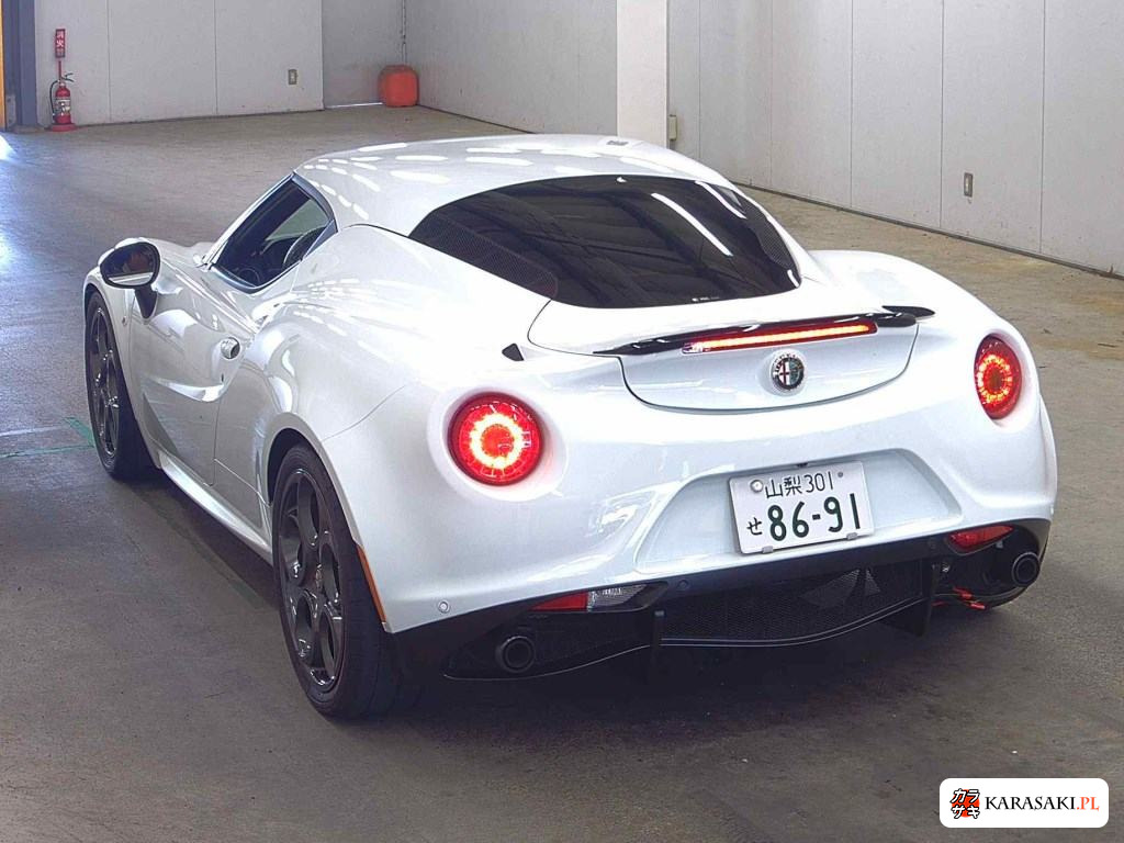 2015 Alfa Romeo 4C Base Grade 2