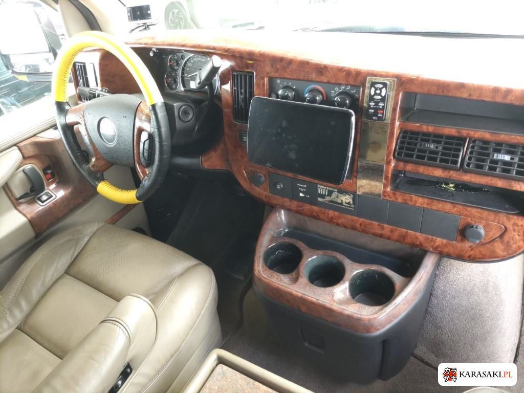 2012 GMC Savana 4D 5