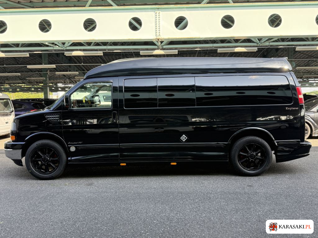 2012 GMC Savana 4D 9
