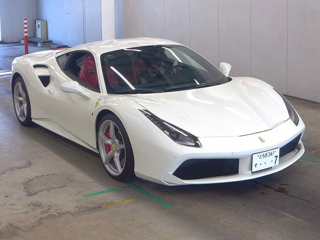 Ferrari 488 GTB 2018 z aukcji japońskiej