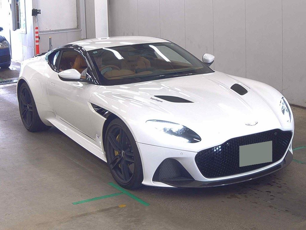 Aston Martin DBS 2020 z aukcji japońskiej