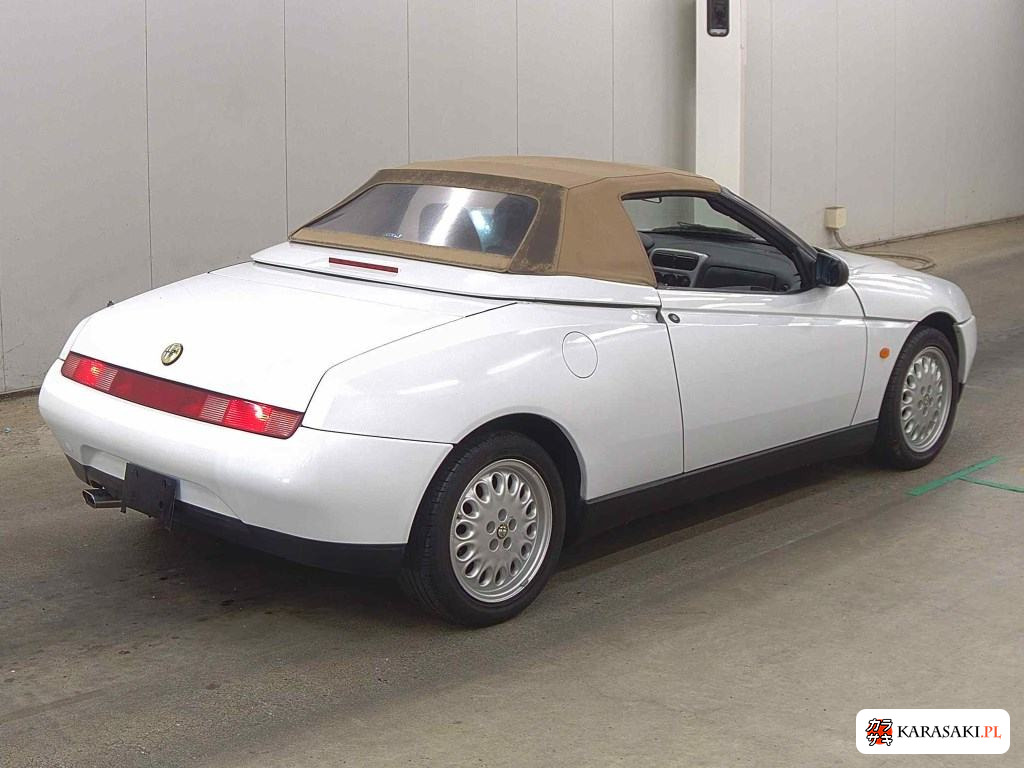 1997 Alfa Romeo Alfa Spider 4