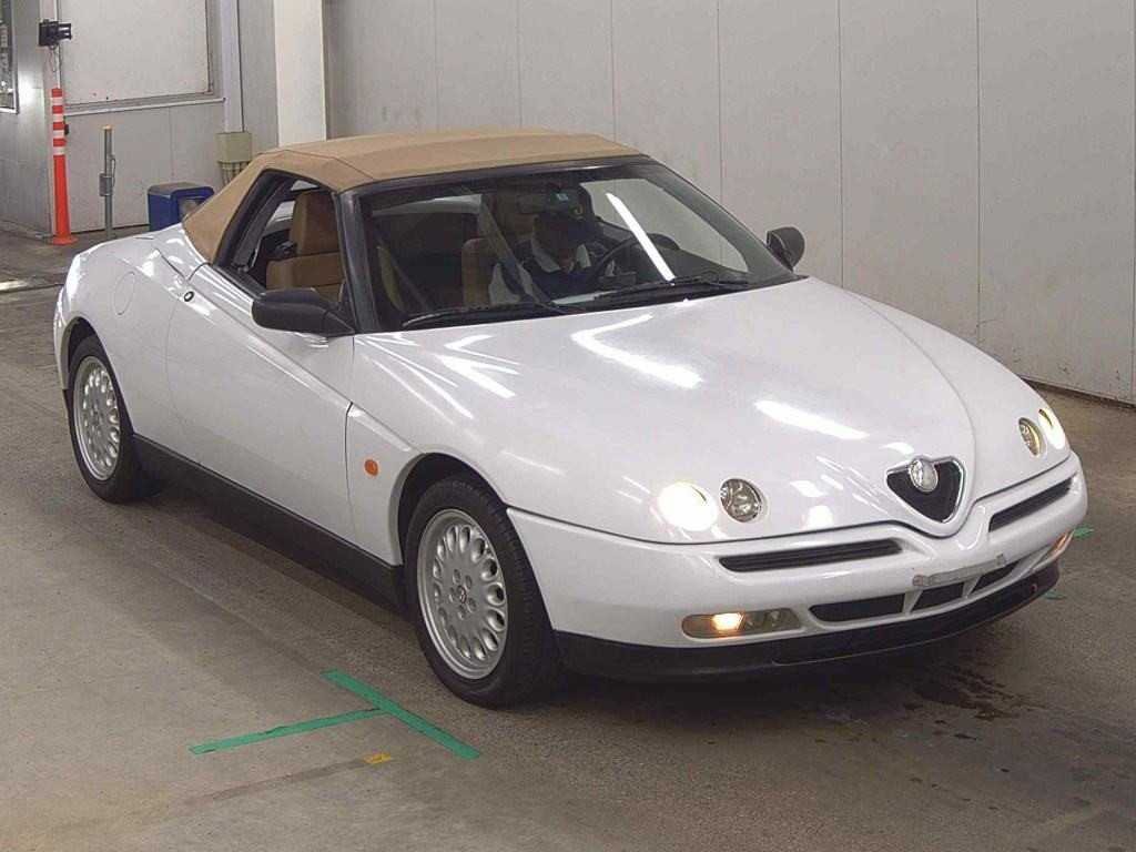 Alfa Romeo Alfa Spider 1997 z aukcji japońskiej
