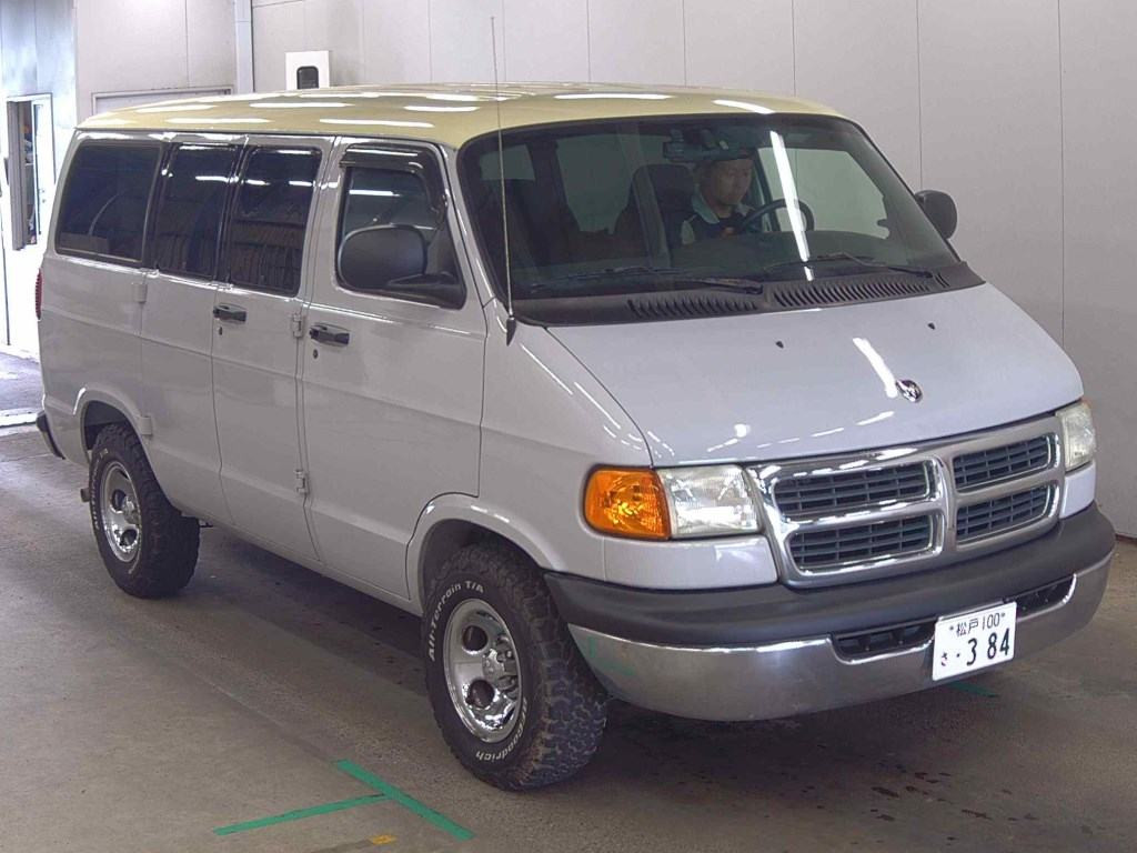 Dodge 2003 z aukcji japońskiej