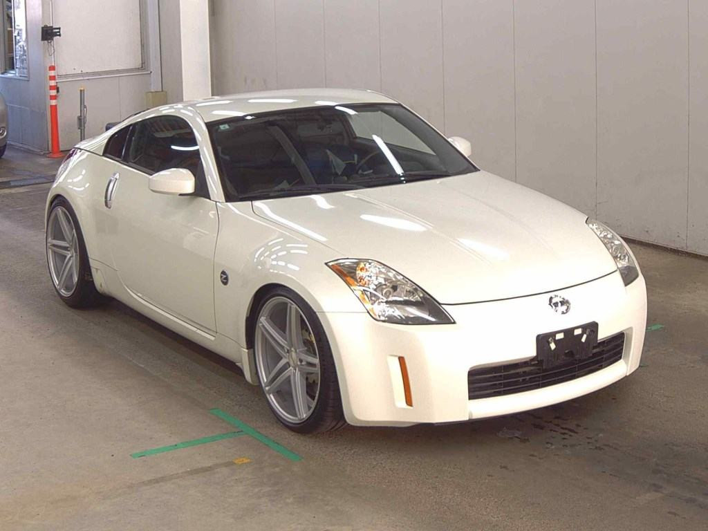 America Nissan Fairlady 2004 z aukcji japońskiej