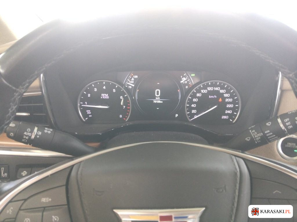 2018 Cadillac XT5 Crossover 4WD Platinum 6