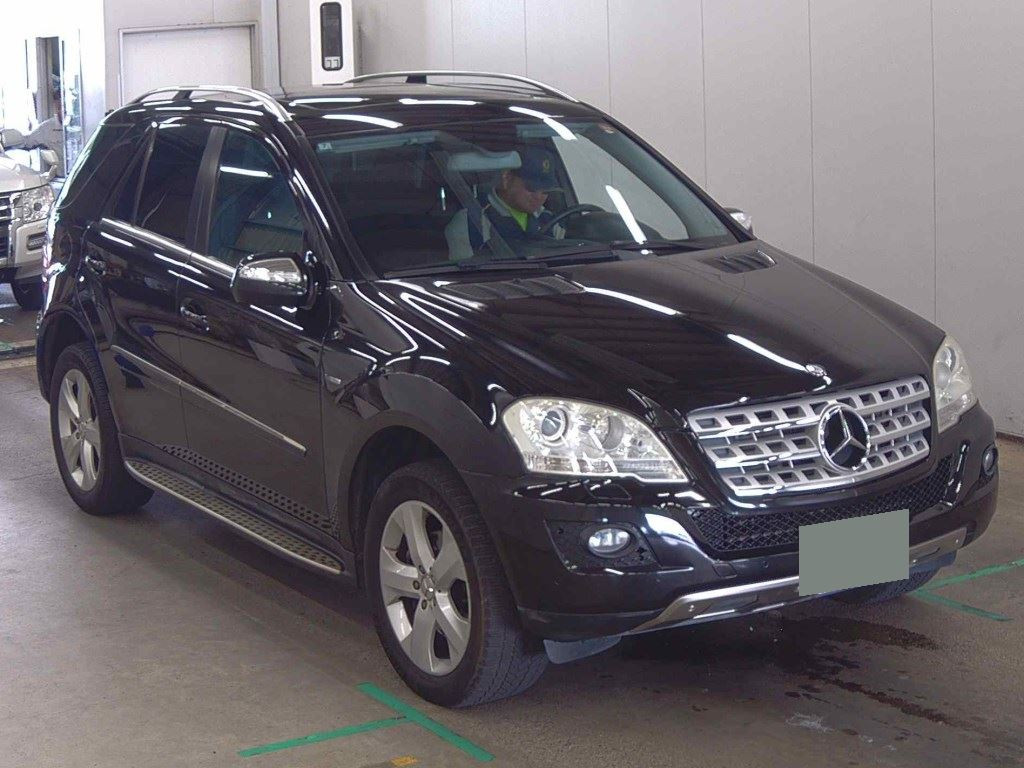 Mercedes-Benz M-Class 2010 z aukcji japońskiej