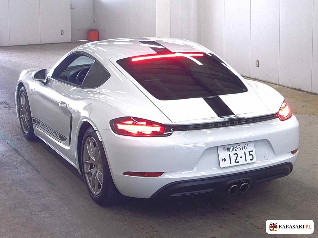 2017 Porsche 718 Cayman 2