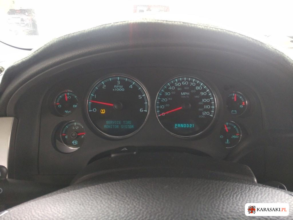 2011 Chevrolet Avalanche 4D 6