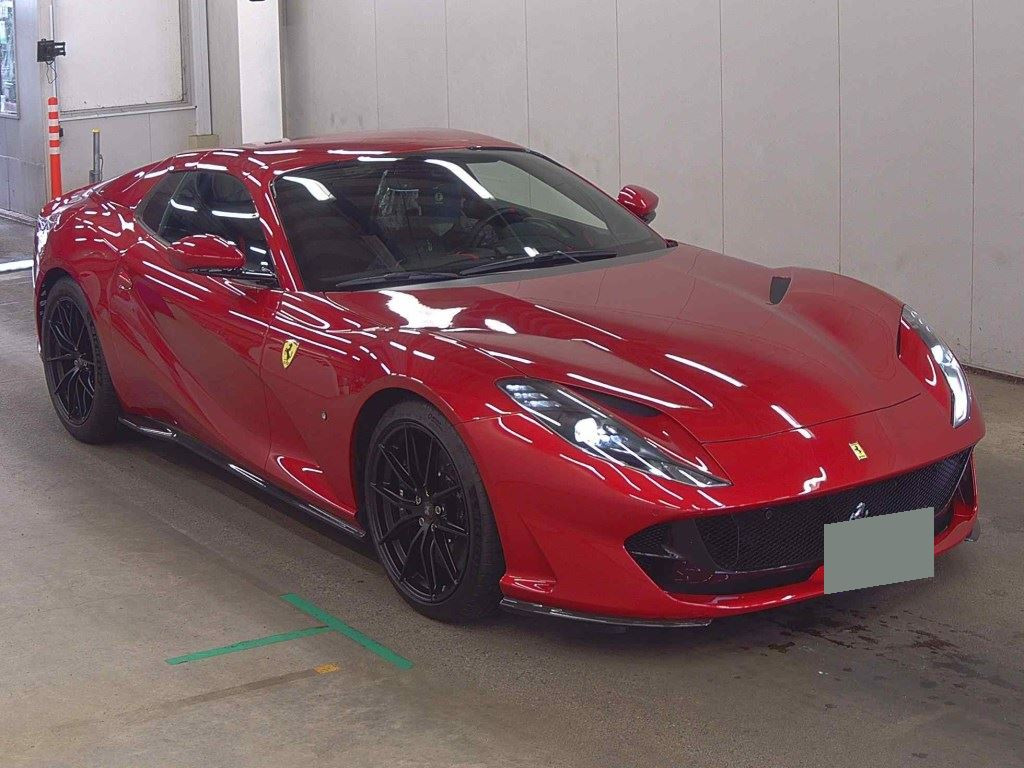 Ferrari 812 GTS 2024 z aukcji japońskiej